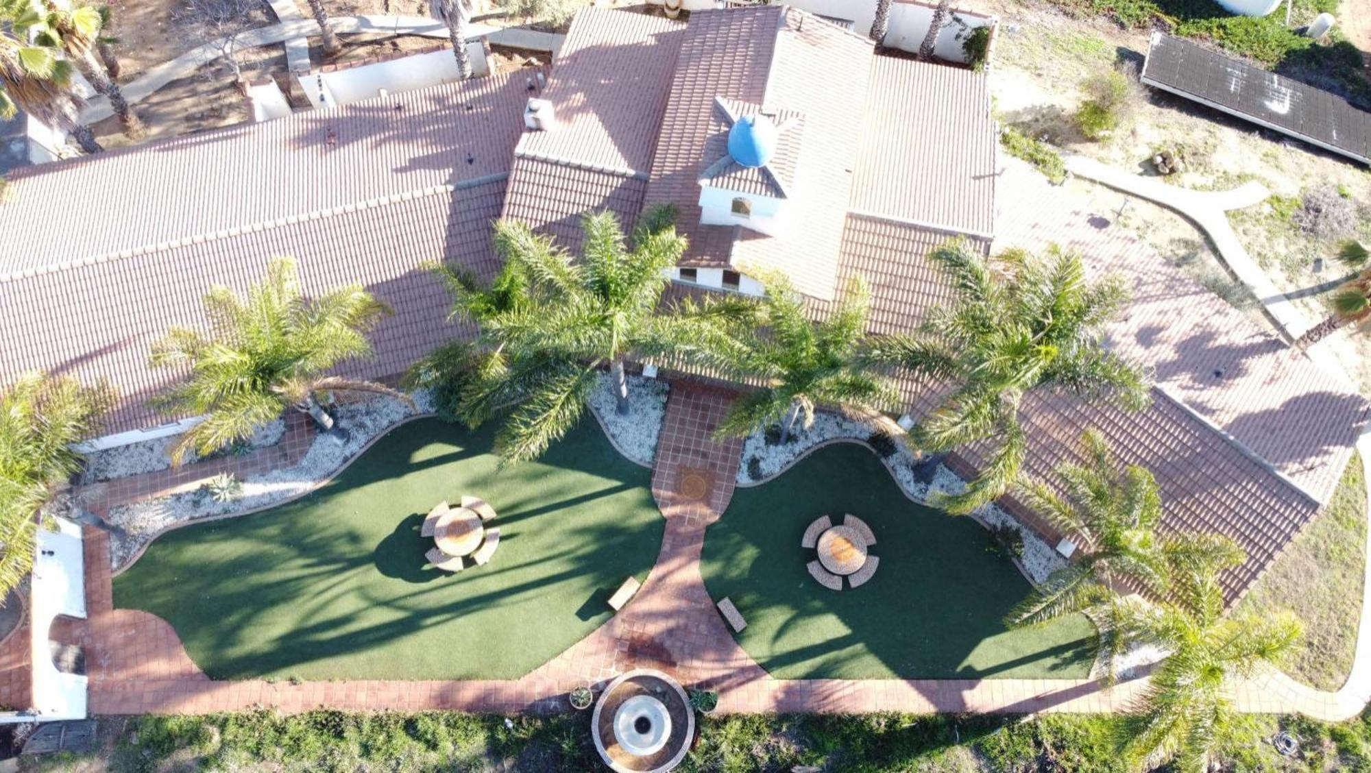 Private Home On 10 Acres - Heated Salt Pool & Jacuzzi, Mountain & City Views, Horseshoes, Basketball, Bbq, Golf Putting, Foosball, Croquet, Bose Stereo, White Cotton Bedding - Hilltop Hacienda, Pool Heat Optional Jamul Екстериор снимка
