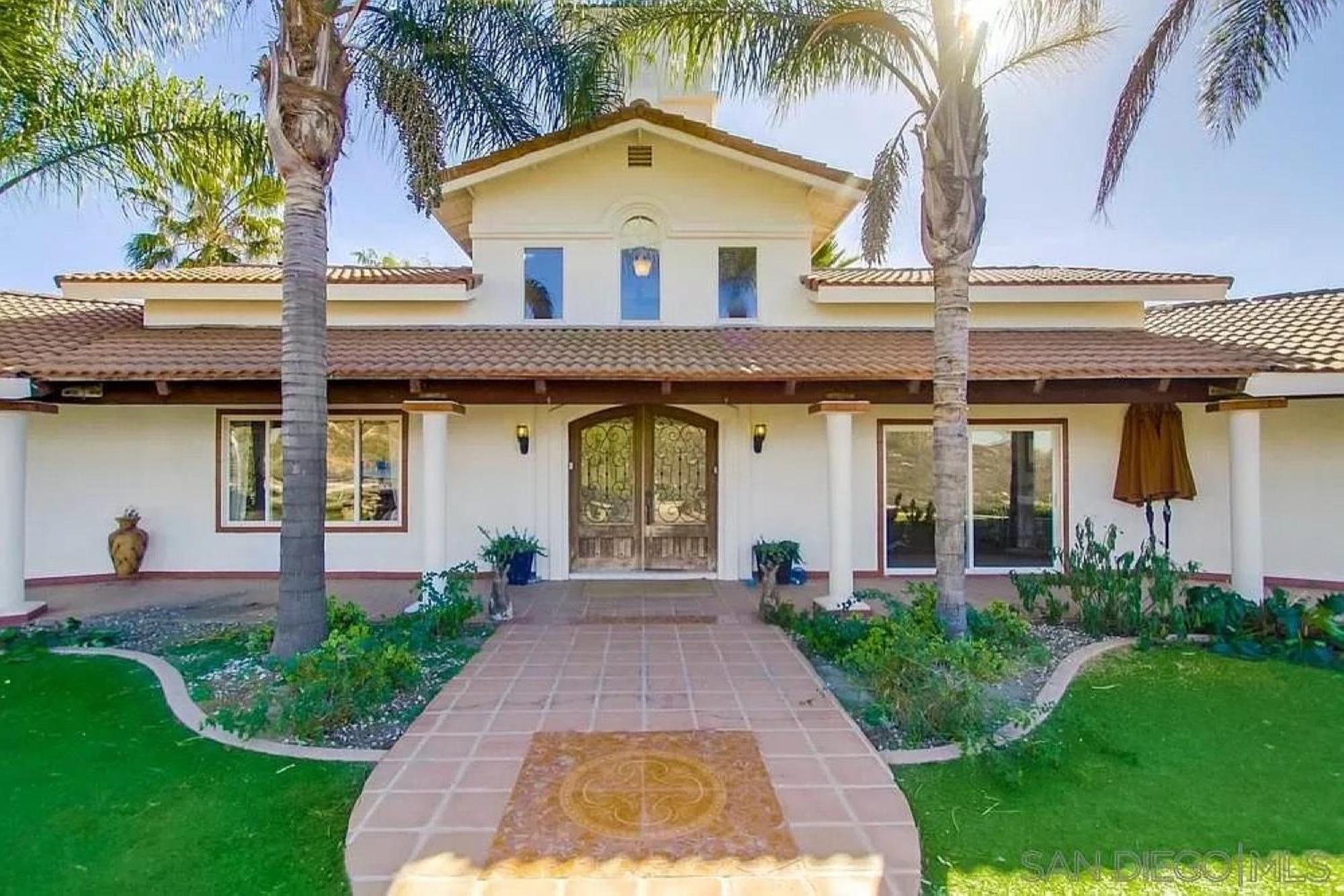 Private Home On 10 Acres - Heated Salt Pool & Jacuzzi, Mountain & City Views, Horseshoes, Basketball, Bbq, Golf Putting, Foosball, Croquet, Bose Stereo, White Cotton Bedding - Hilltop Hacienda, Pool Heat Optional Jamul Екстериор снимка